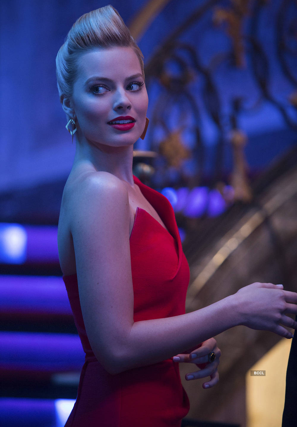 Margot Robbie Wink Wallpapers