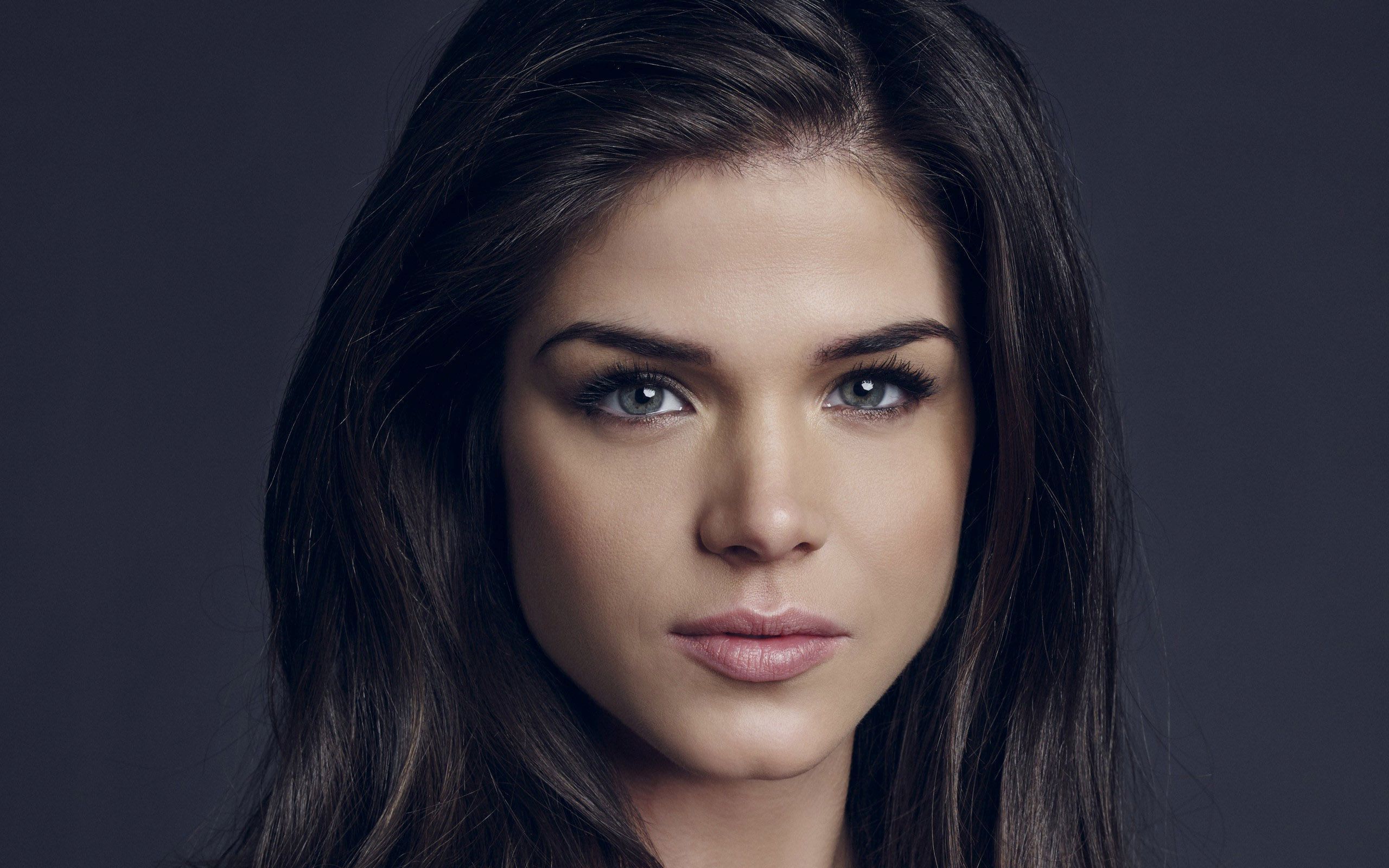 Marie Avgeropoulos Wallpapers