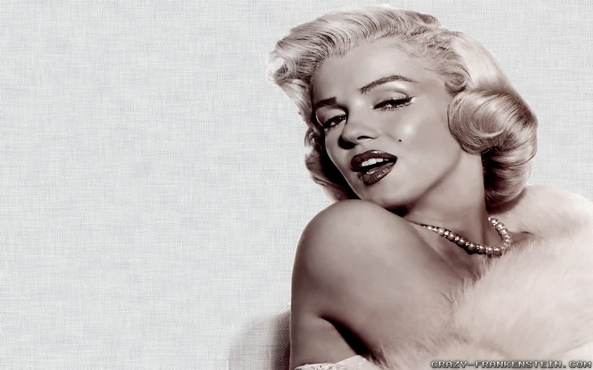 Marilyn Monroe Wallpapers