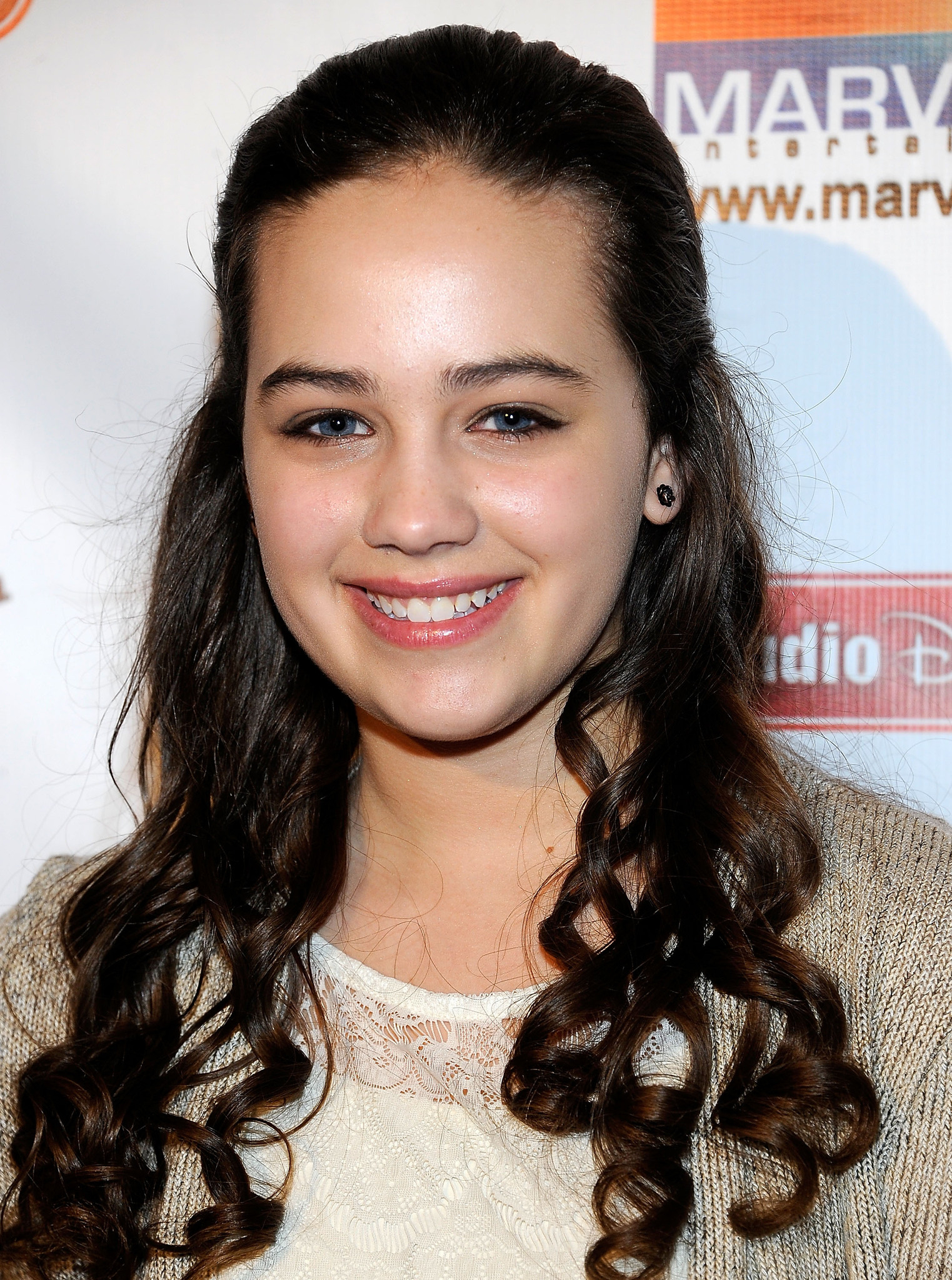 Mary Mouser Wallpapers