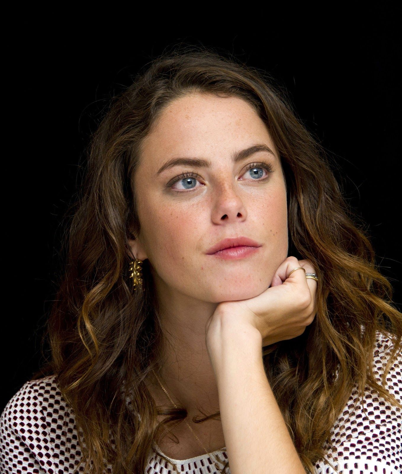 Maze Runner And Tiger House Actress Kaya Scodelario Wallpapers