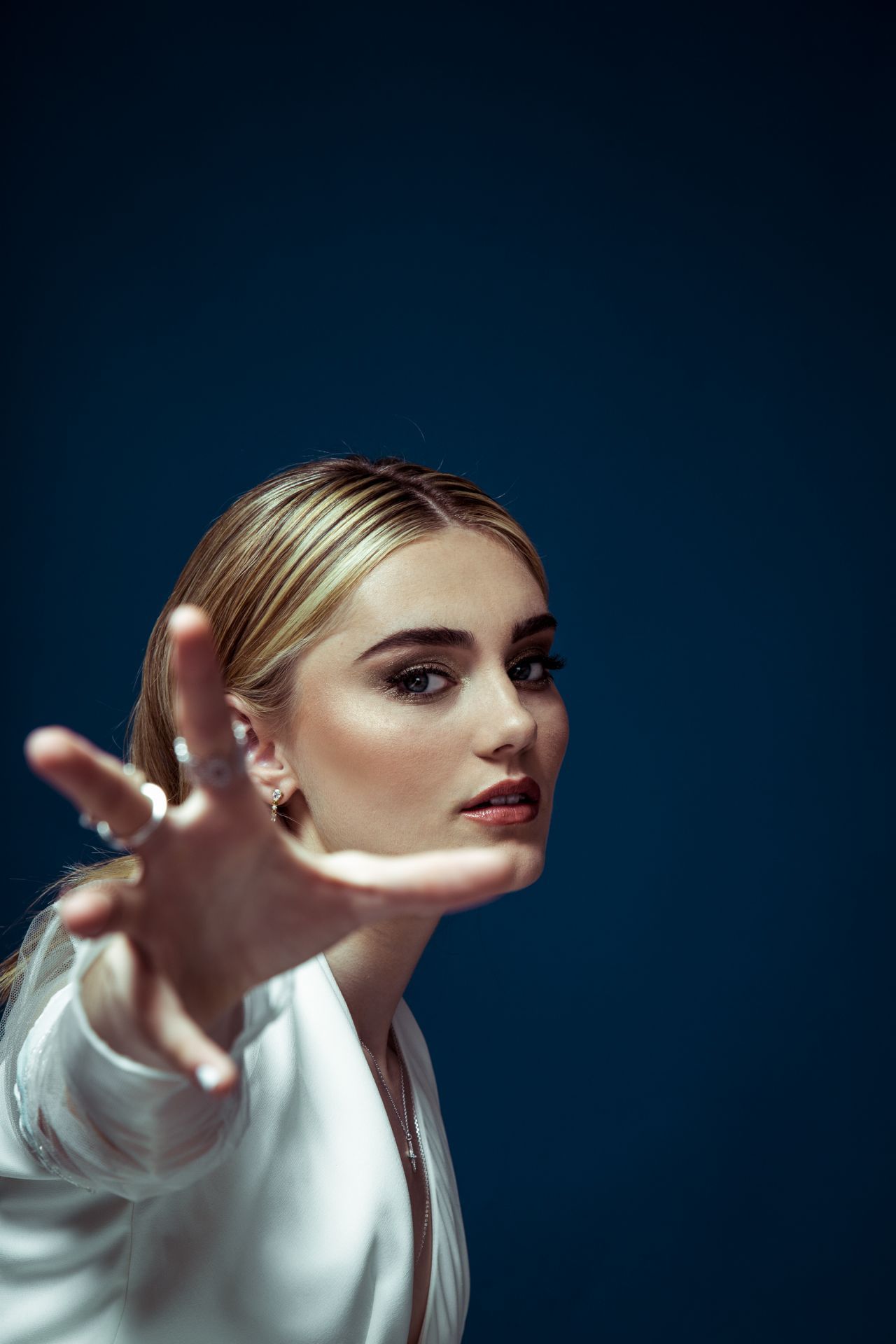 Meg Donnelly Actress 2018 Photoshoot Wallpapers
