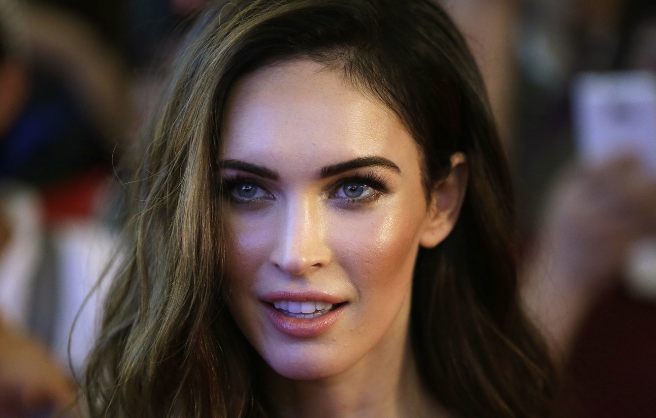 Megan Fox Beautiful Eyes Wallpapers