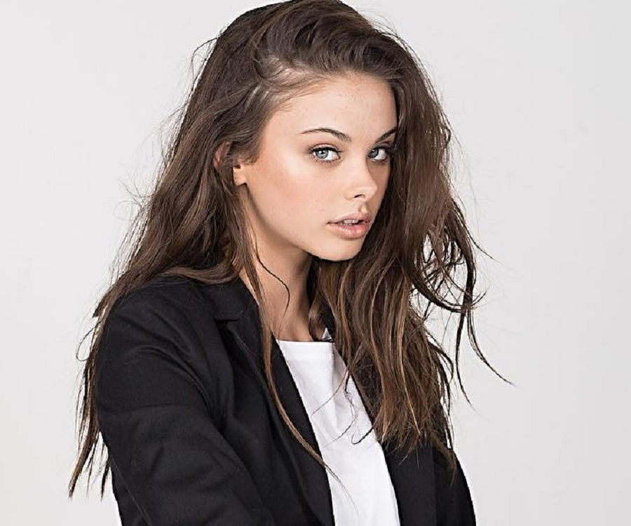 Meika Woollard Wallpapers