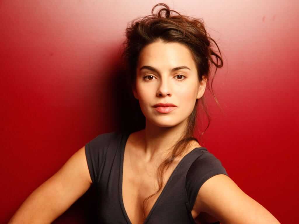 Melia Kreiling Wallpapers