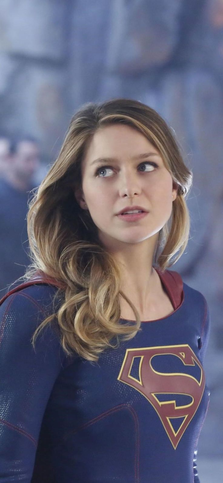 Melissa Benoist As Kara Danvers In Supergirl Wallpapers