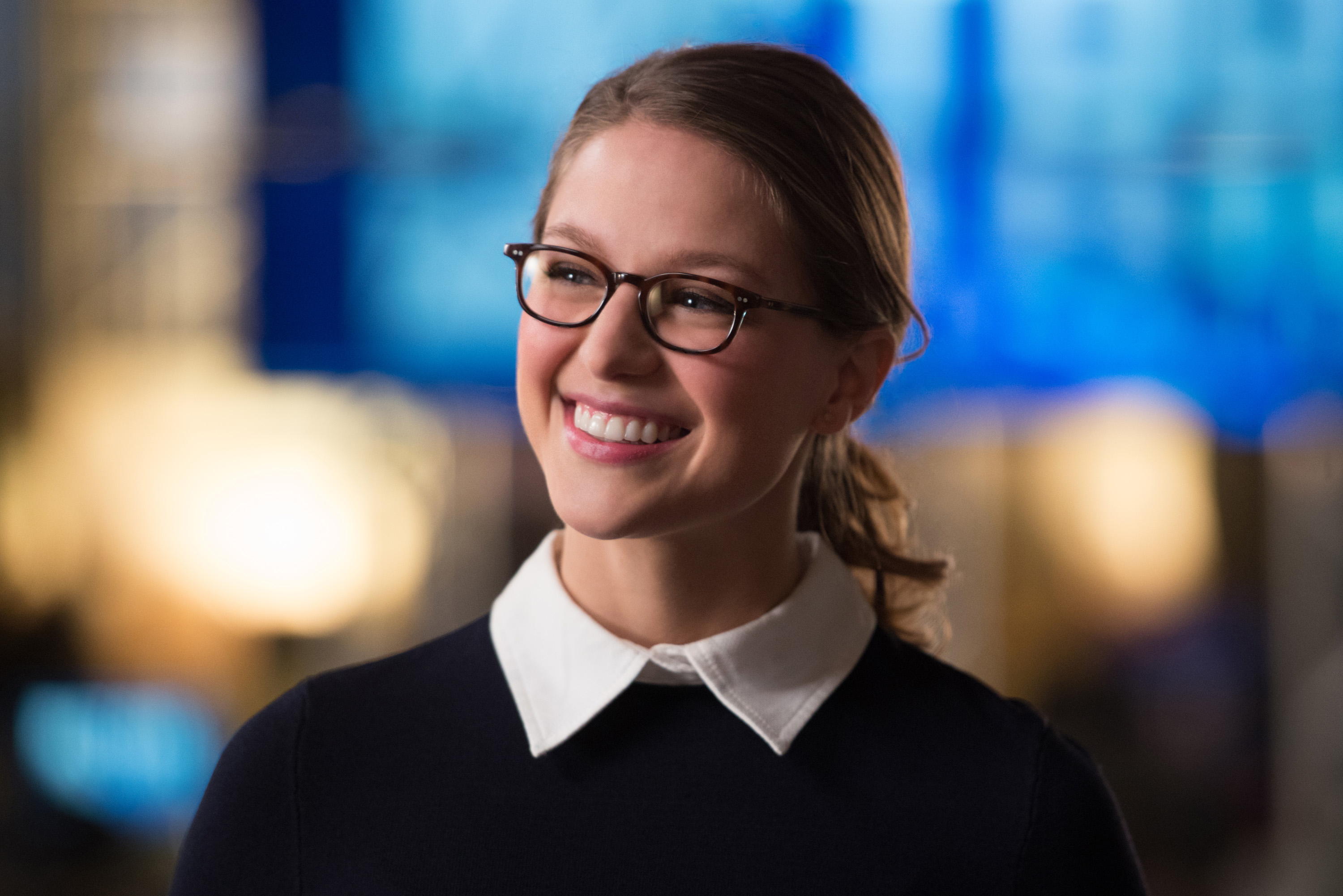 Melissa Benoist As Kara Danvers In Supergirl Wallpapers