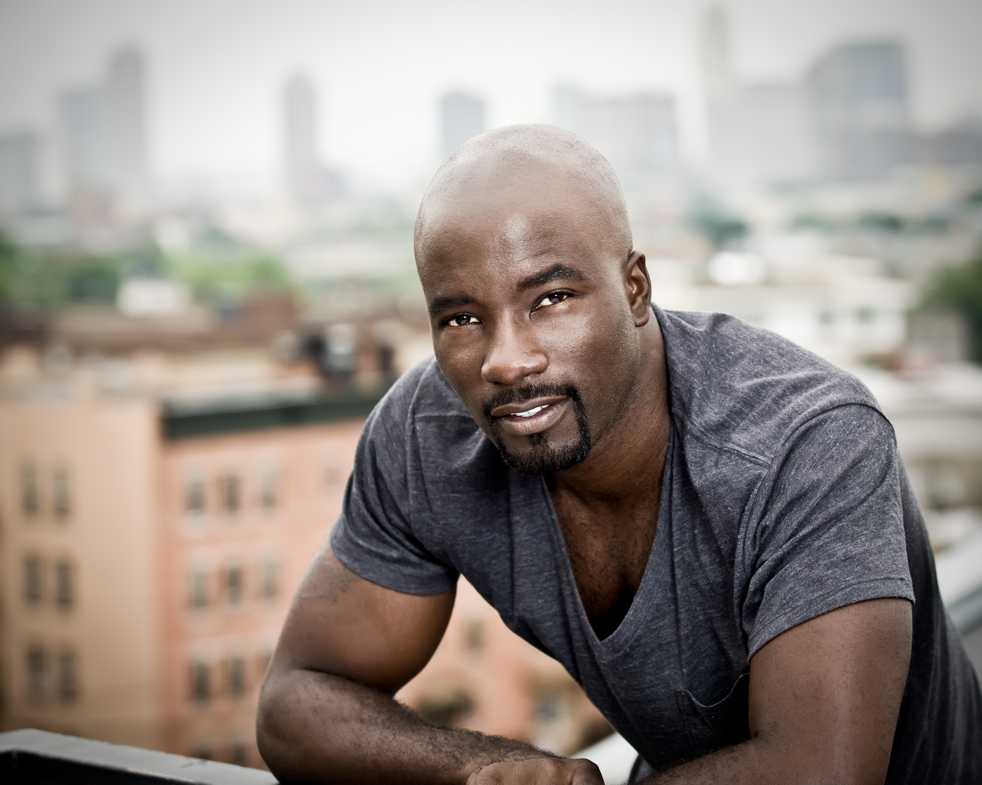 Mike Colter Wallpapers