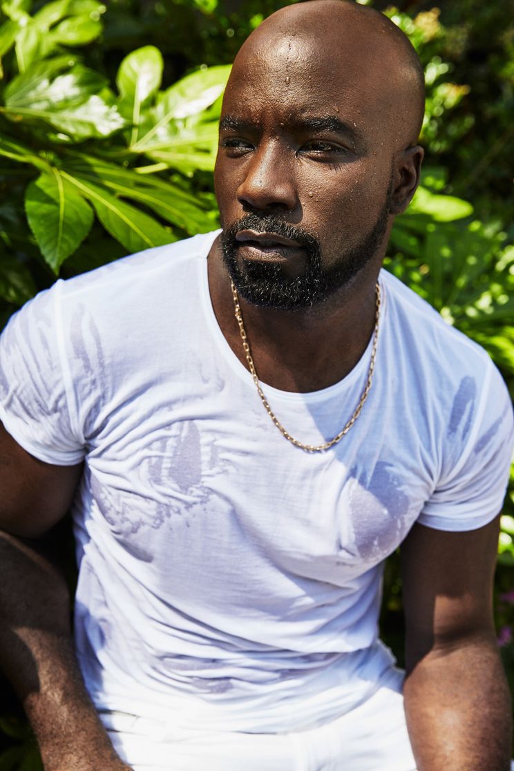 Mike Colter Wallpapers