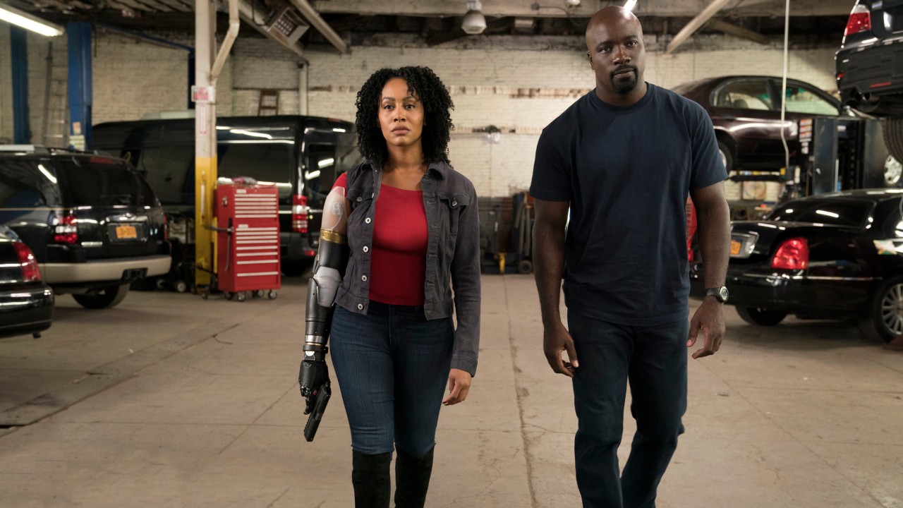 Mike Colter Wallpapers