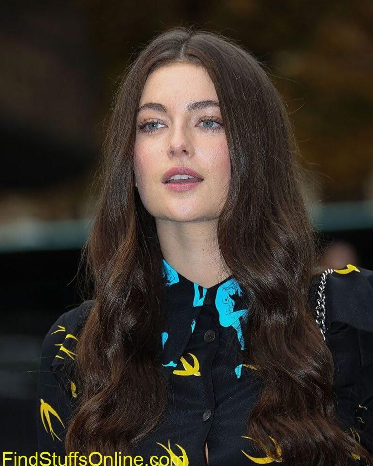 Millie Brady Wallpapers