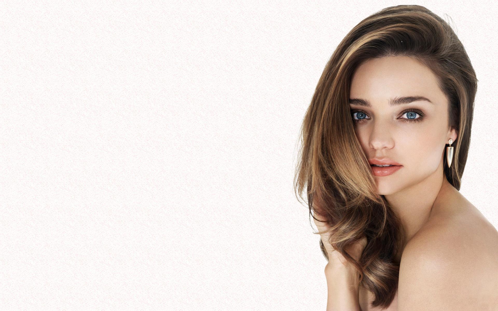 Miranda Kerr in Bed Photoshoot Wallpapers