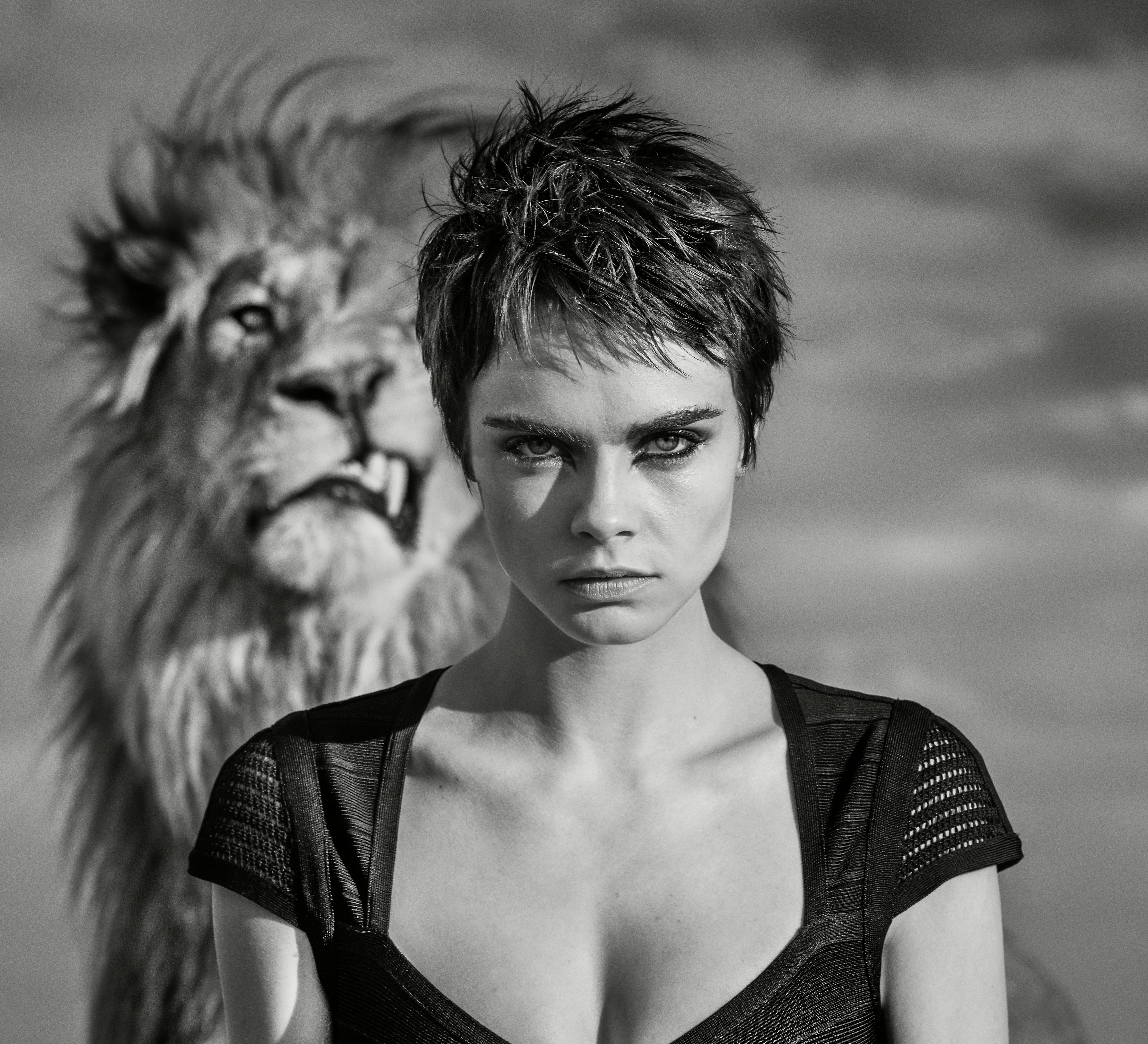 Model Cara Delevingne Short Hair Wallpapers