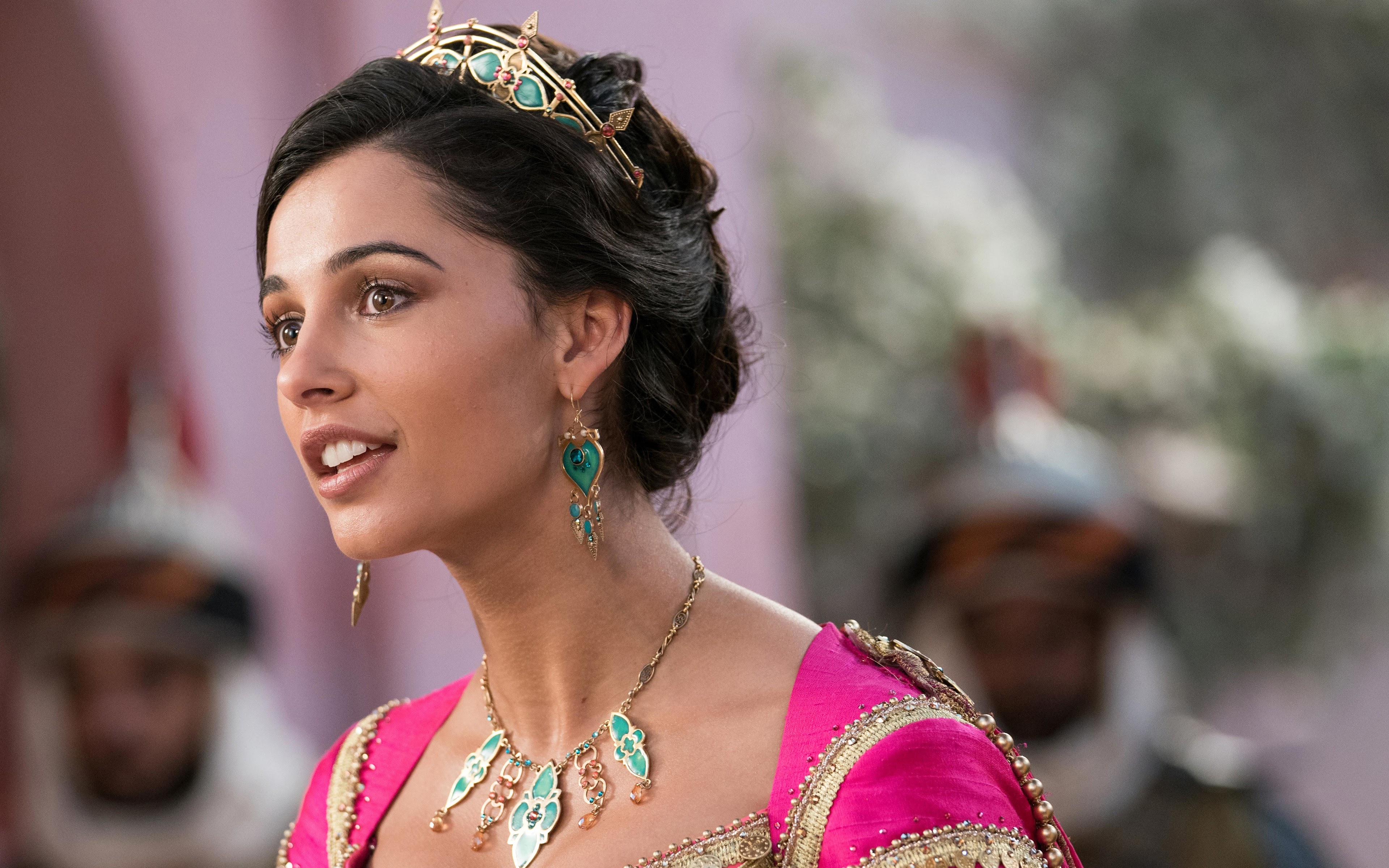 Naomi Scott 4k 2019 Wallpapers