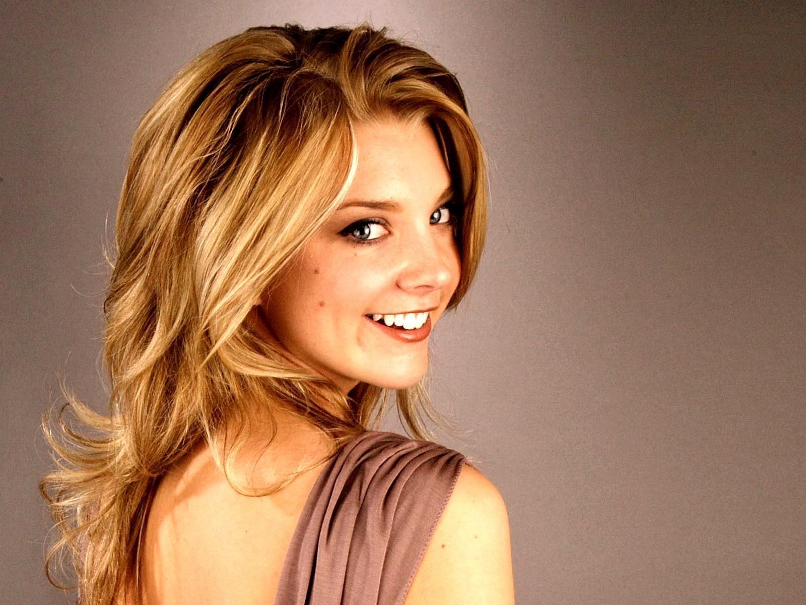 Natalie Dormer 2018 Wallpapers