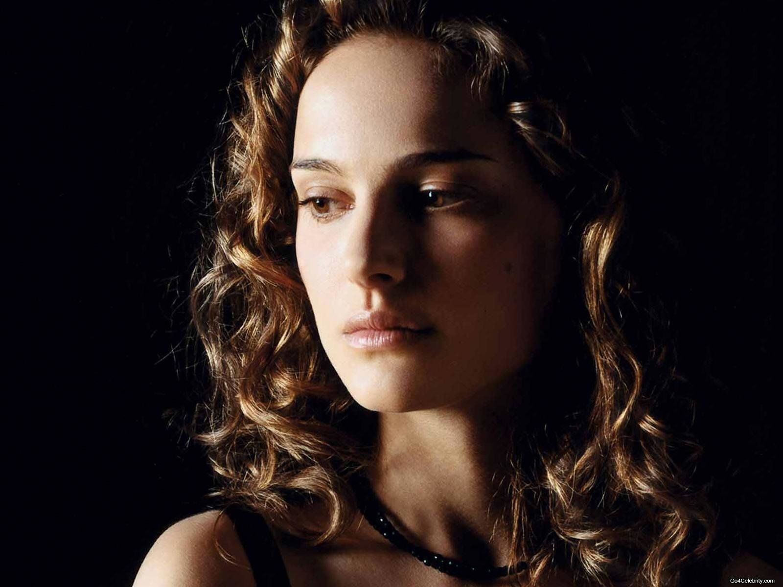 Natalie Portman 2019 Photoshoot Wallpapers