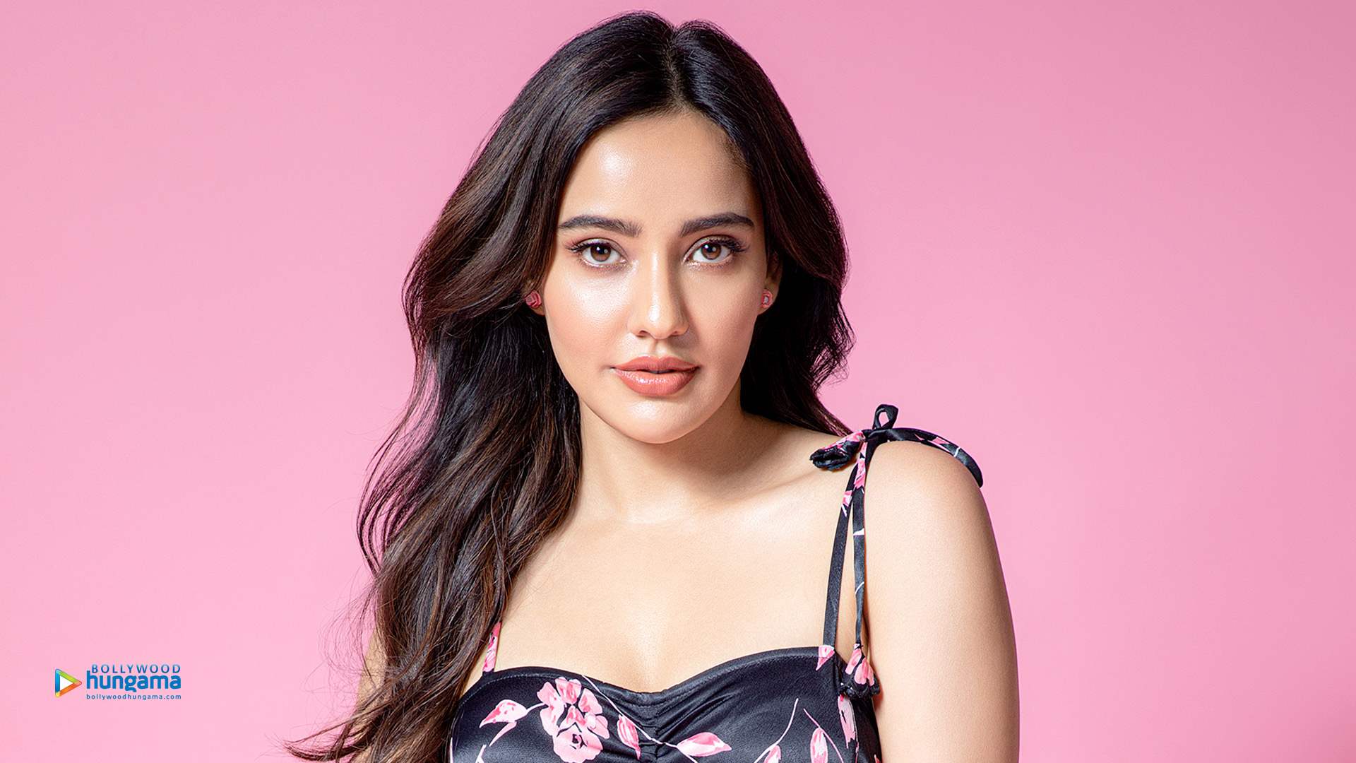 Neha Sharma Wallpapers