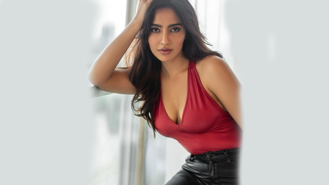 Neha Sharma Wallpapers