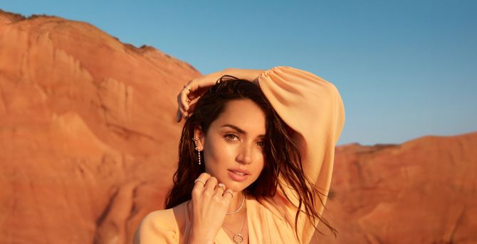 New Ana de Armas 2020 Wallpapers