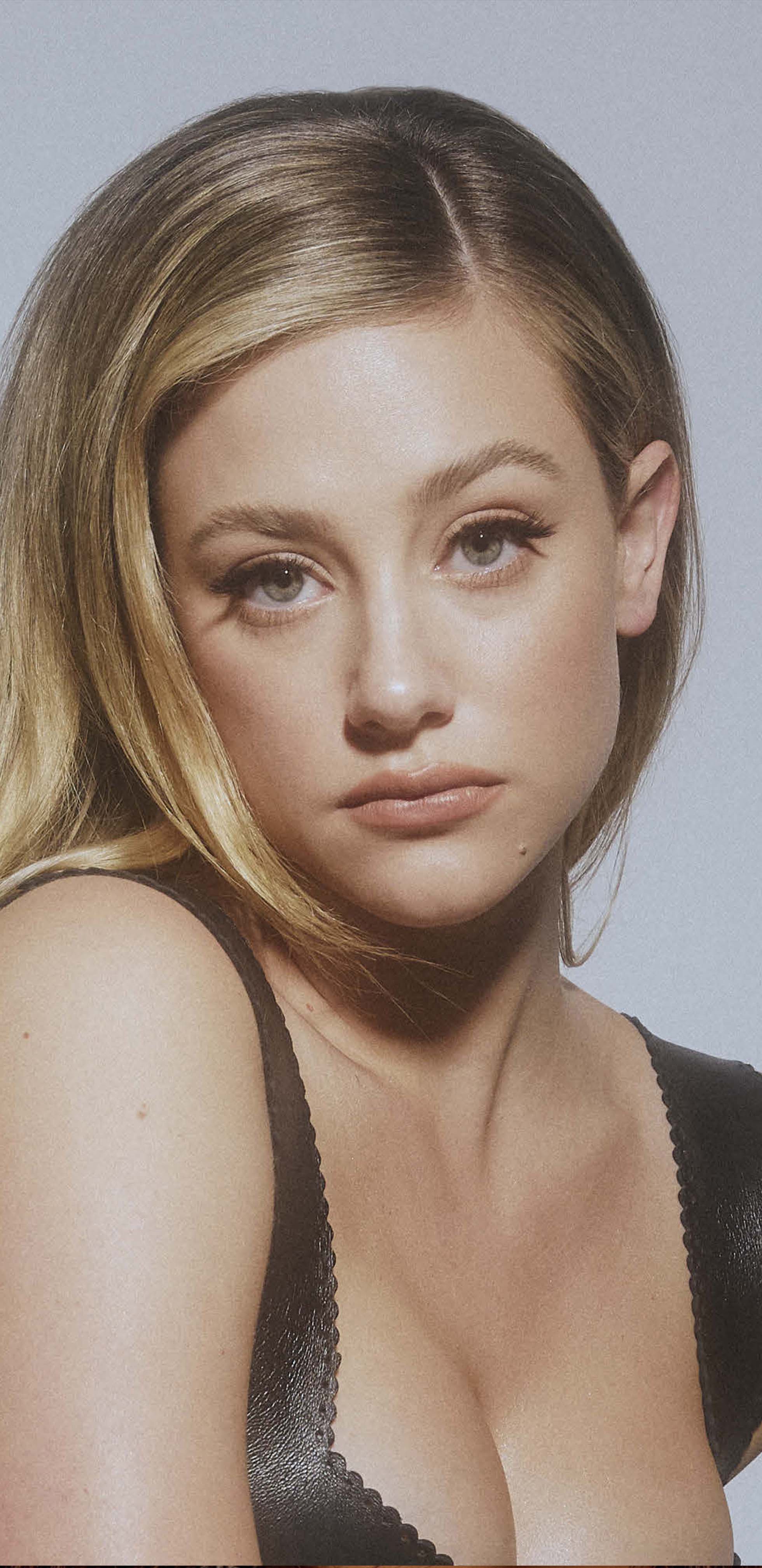 New Lili Reinhart Wallpapers