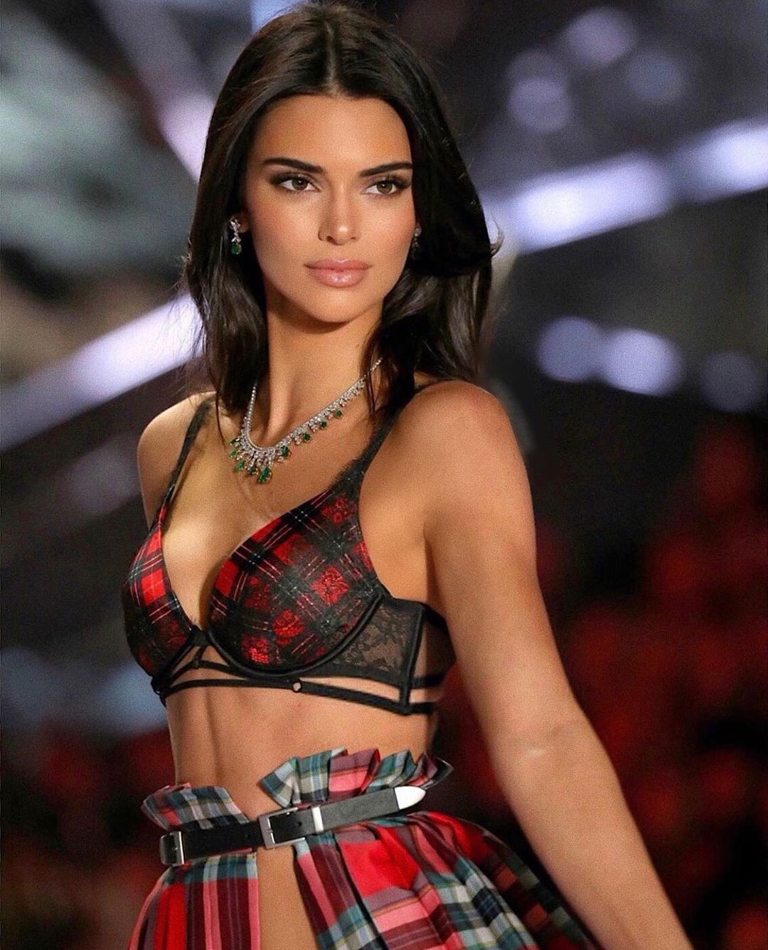 New Model Kendall Jenner Wallpapers