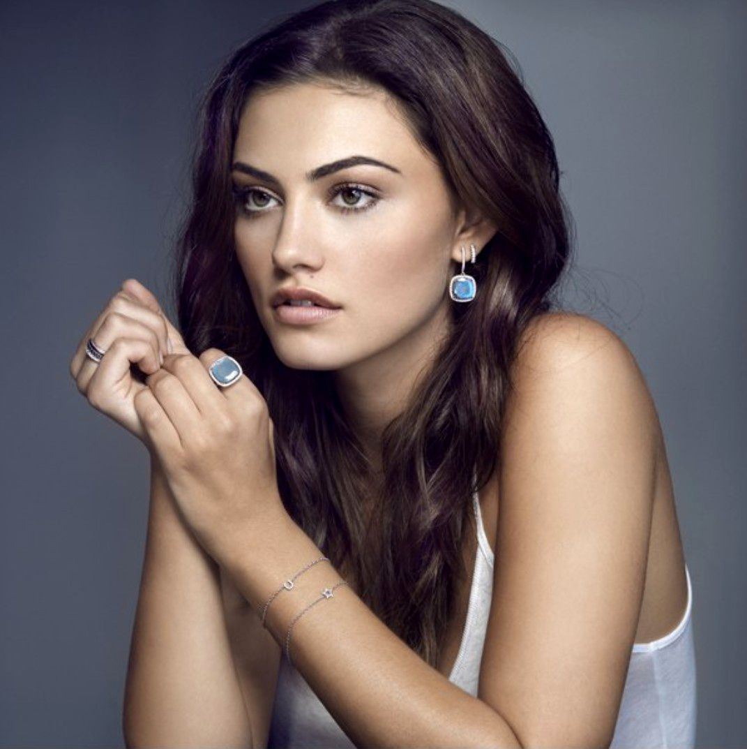 New Phoebe Tonkin Wallpapers