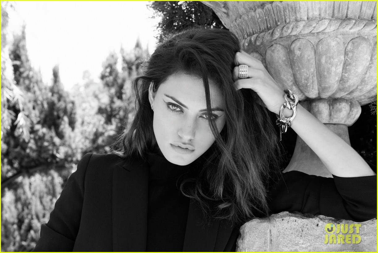 New Phoebe Tonkin Wallpapers