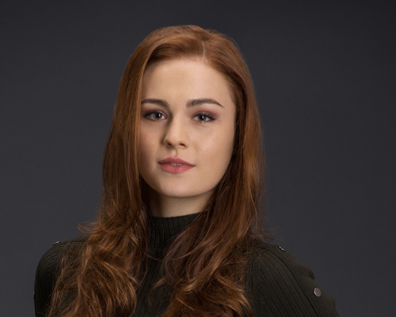 New Sophie Skelton Wallpapers