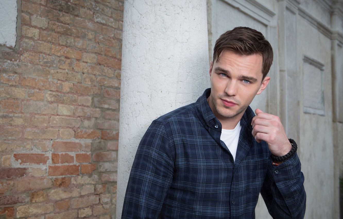 Nicholas Hoult Wallpapers