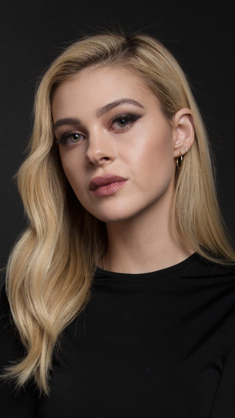 Nicola Peltz 2018 Wallpapers