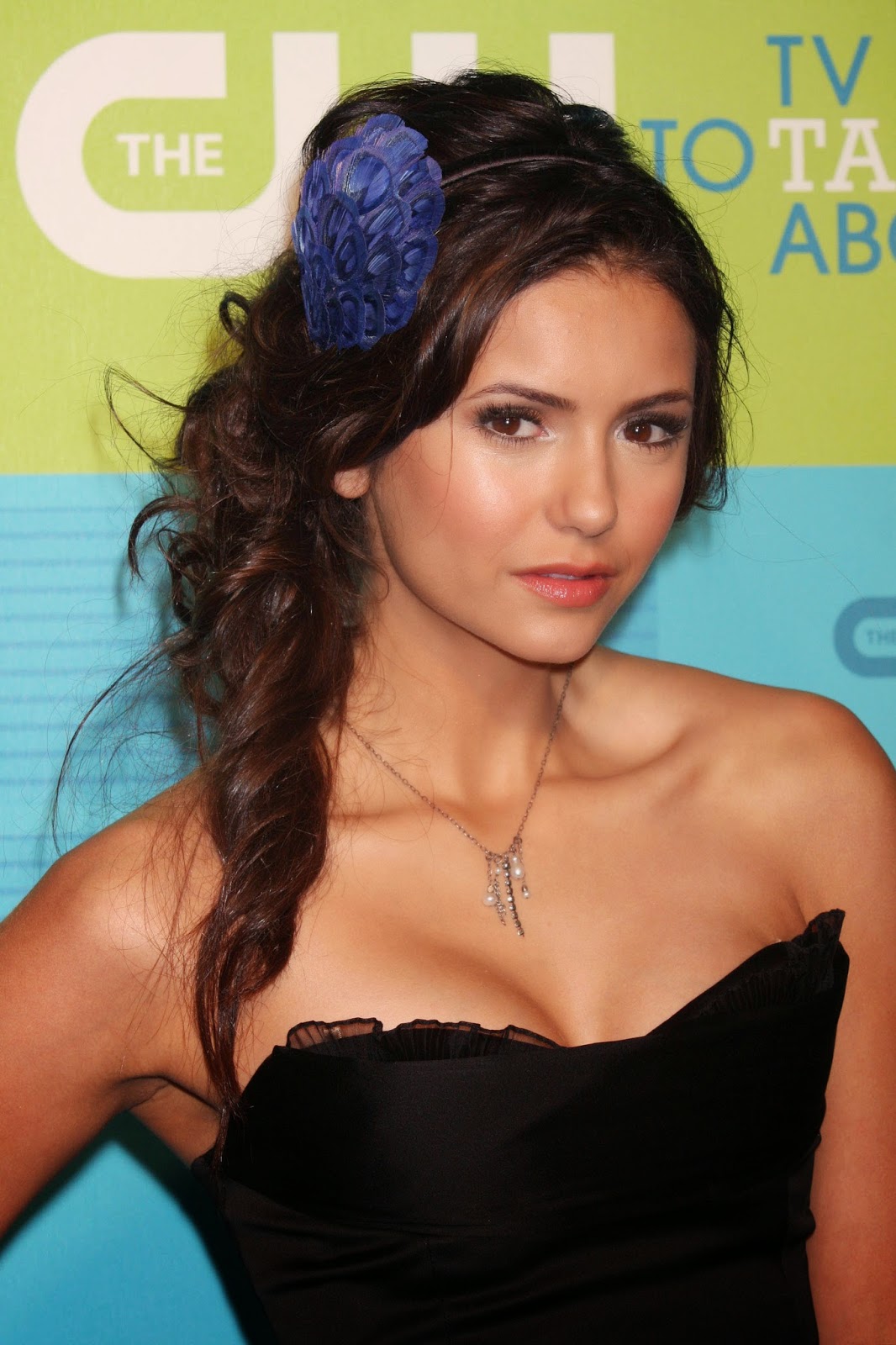 Nina Dobrev Canadian Wallpapers