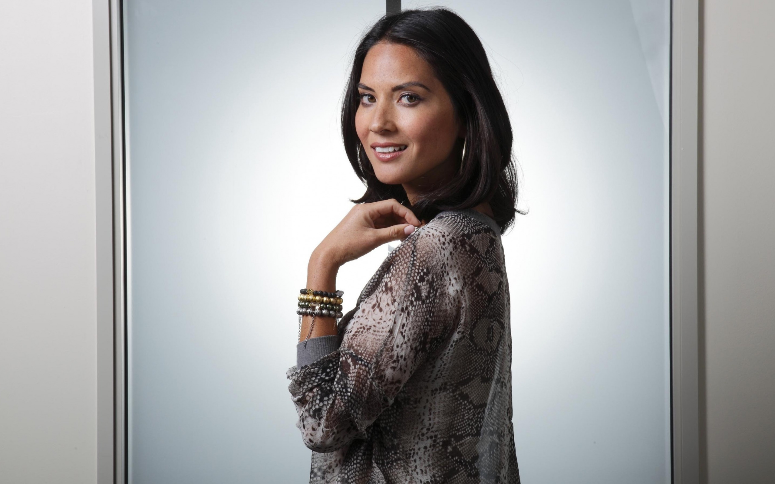 Olivia Munn Wallpapers