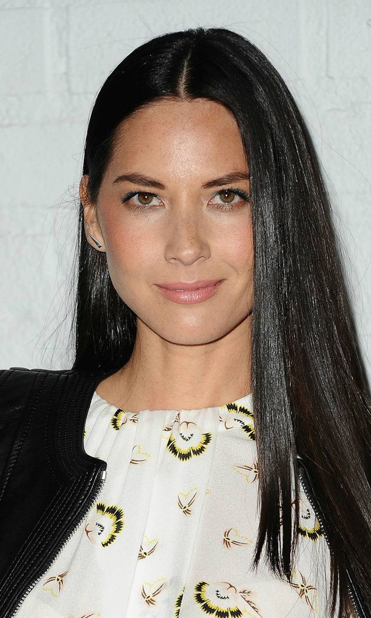 Olivia Munn Actress Wallpapers