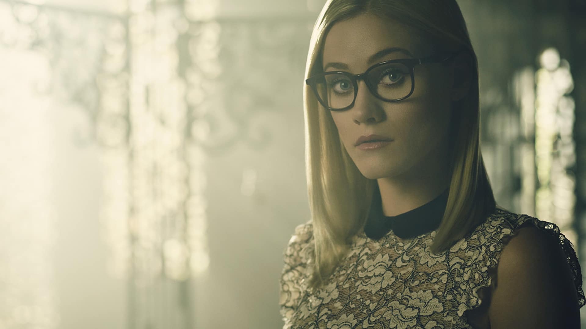 Olivia Taylor Dudley The Magicians Actress Wallpapers