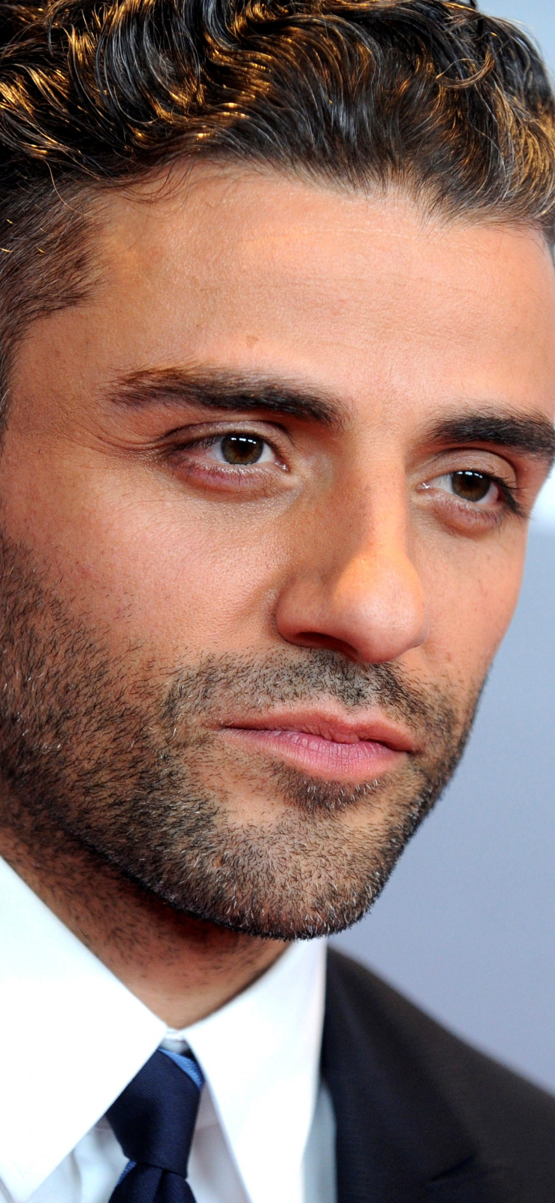 Oscar Isaac Wallpapers