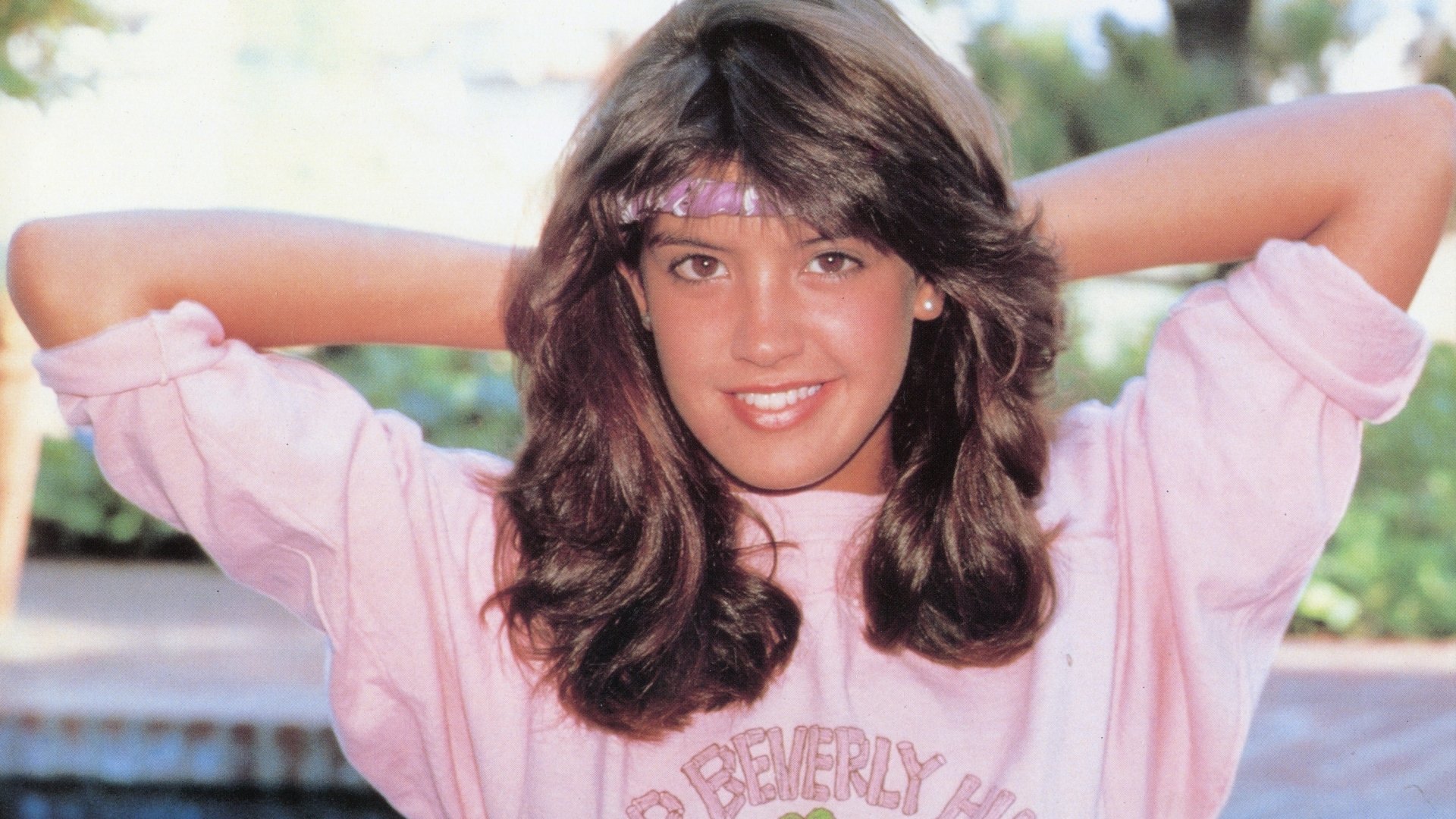 Phoebe Cates Wallpapers