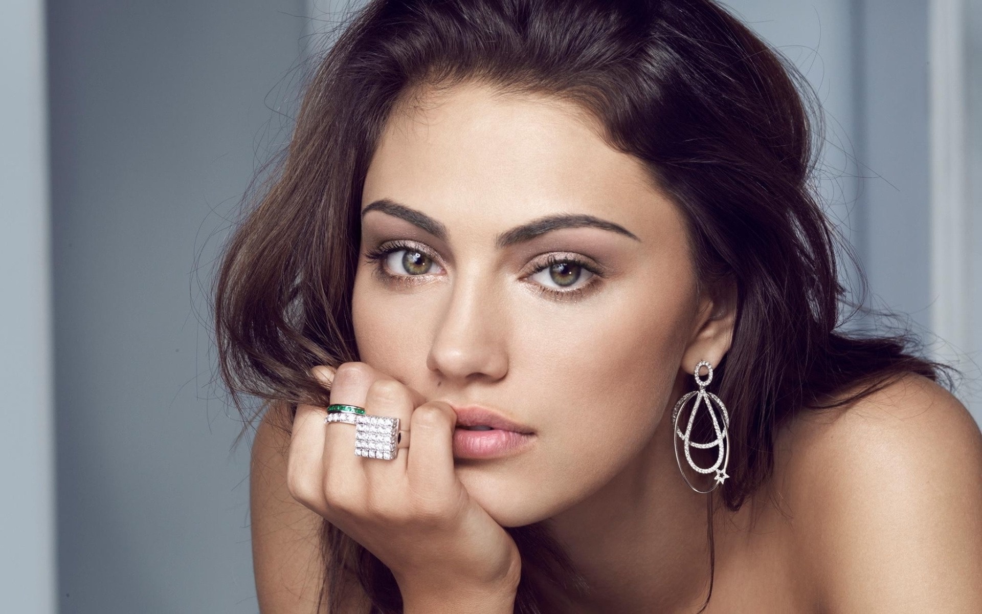 Phoebe Tonkin 2018 Wallpapers