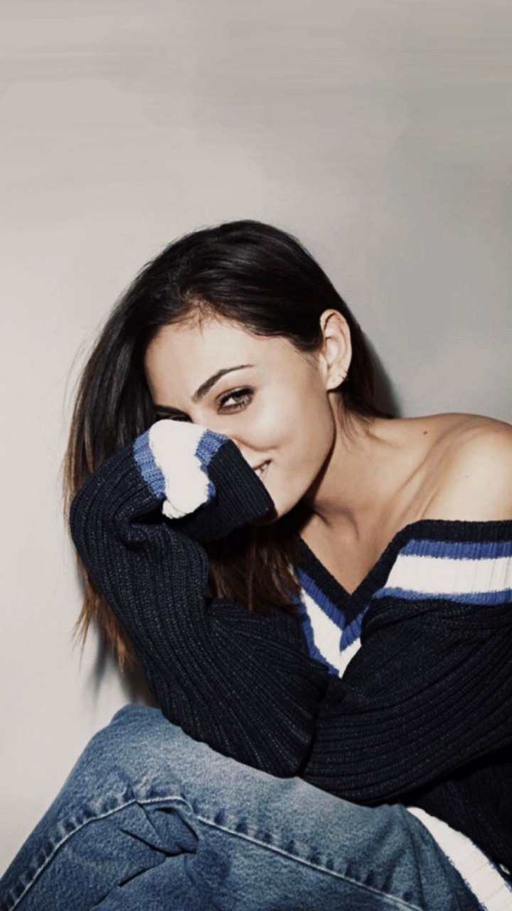 Phoebe Tonkin 2018 Wallpapers