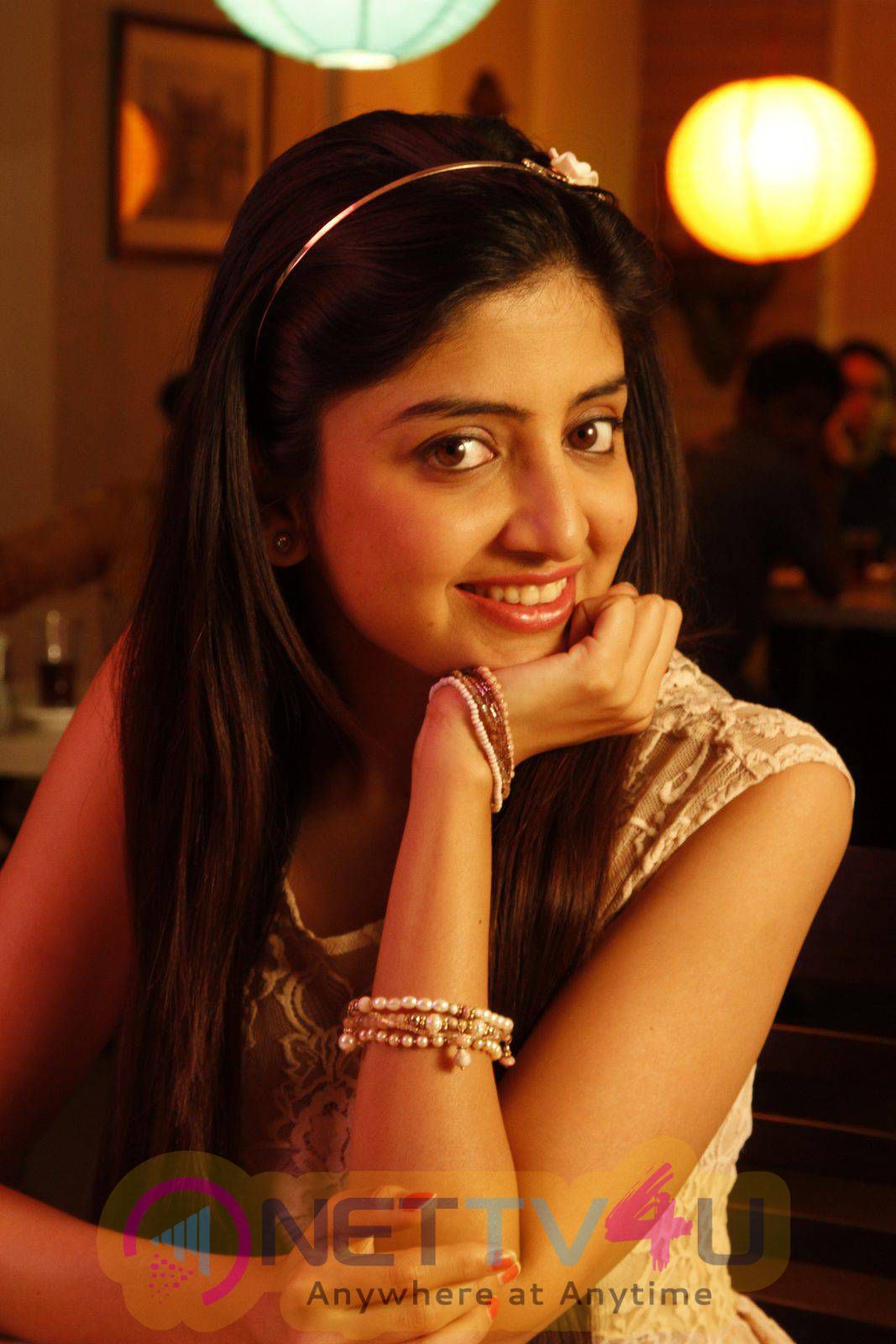 Poonam Kaur Wallpapers