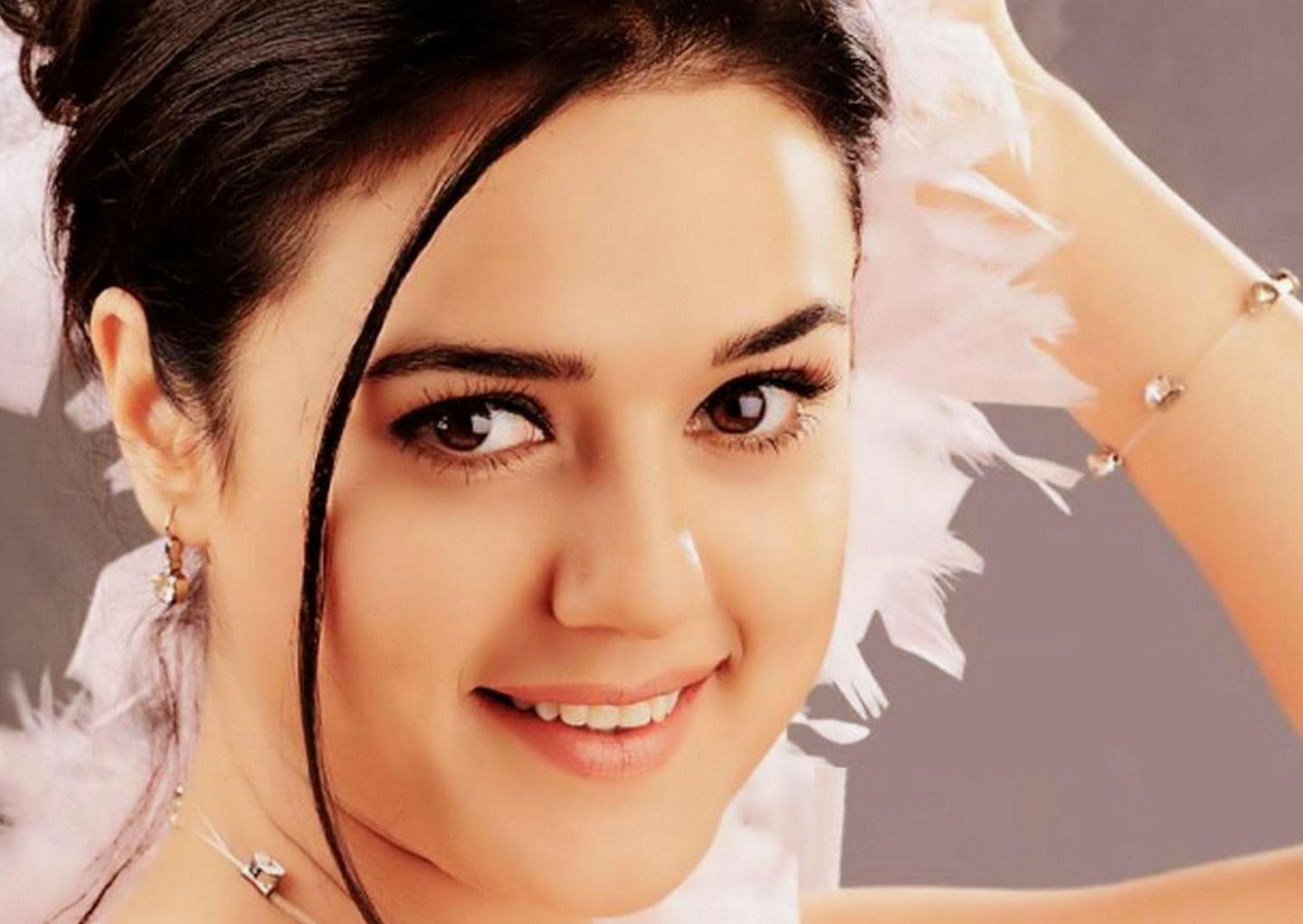 Preity Zinta Wallpapers