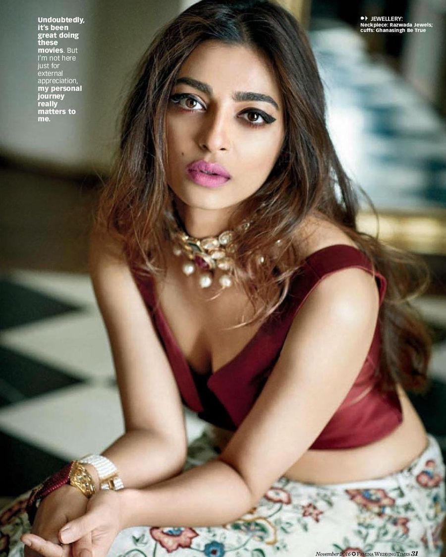 Radhika Apte Wallpapers