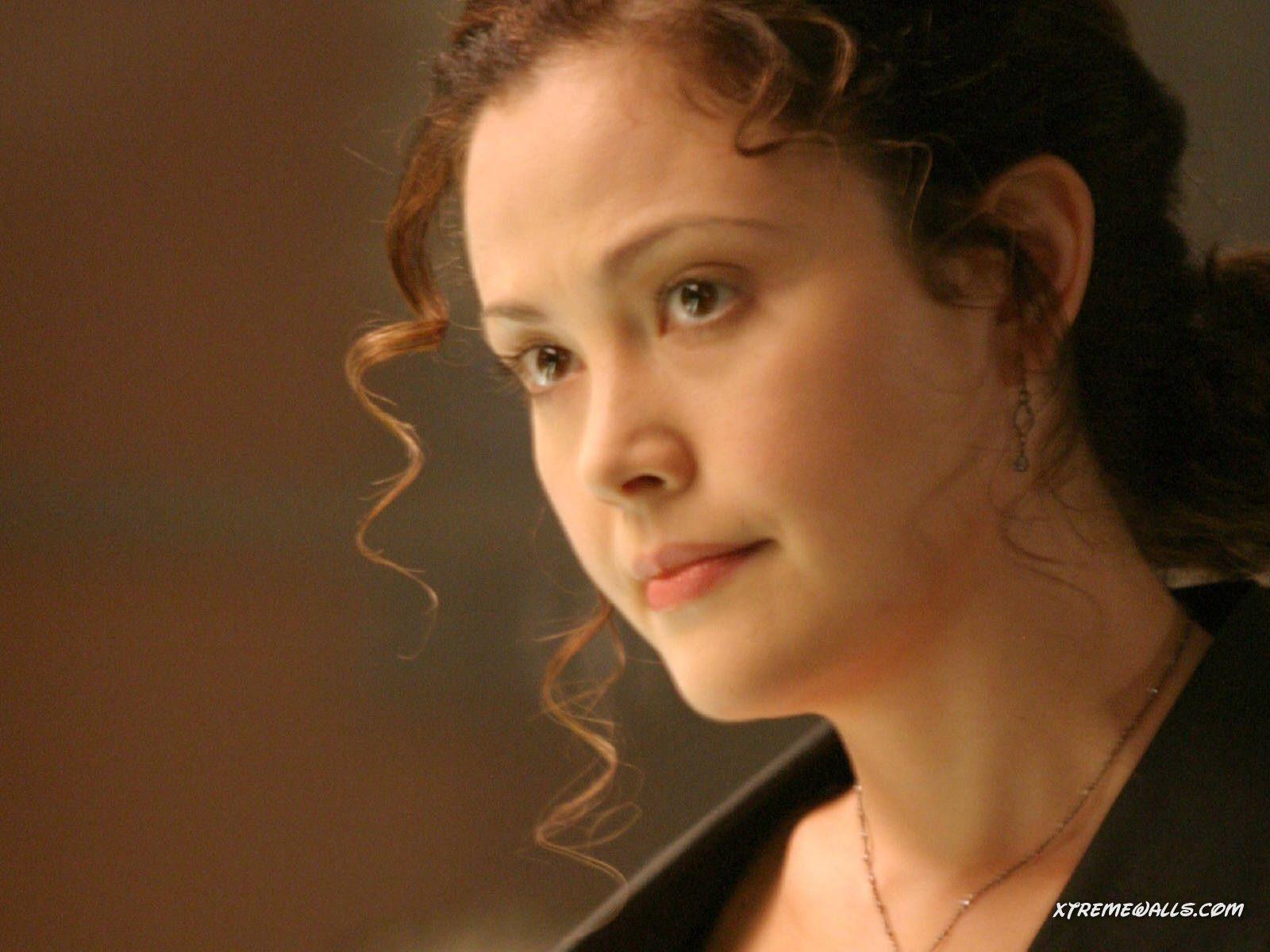 Reiko Aylesworth Wallpapers