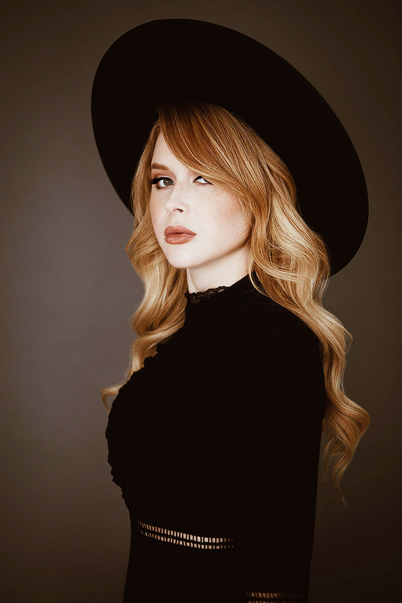 Renee Olstead Wallpapers