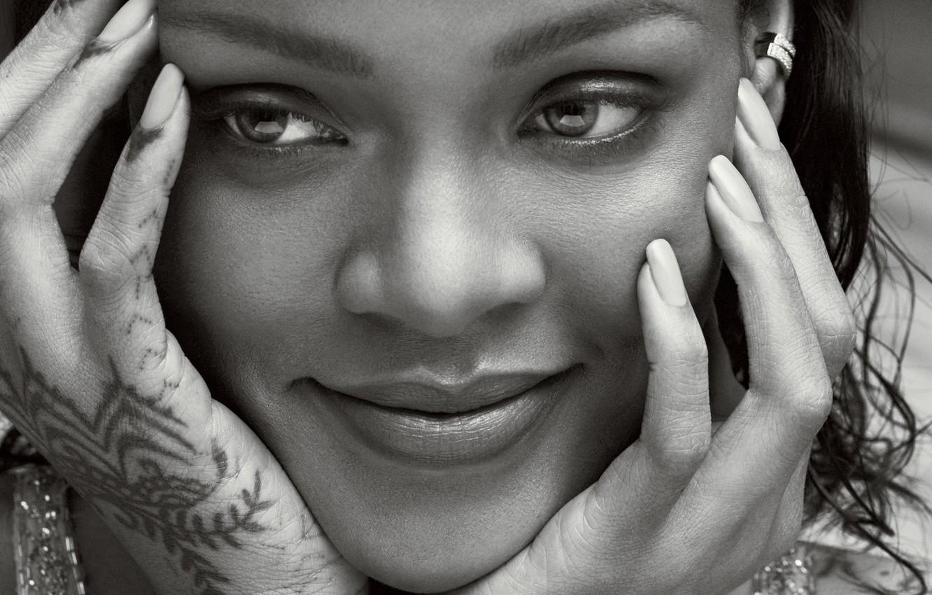 Rihanna Monochrome Wallpapers