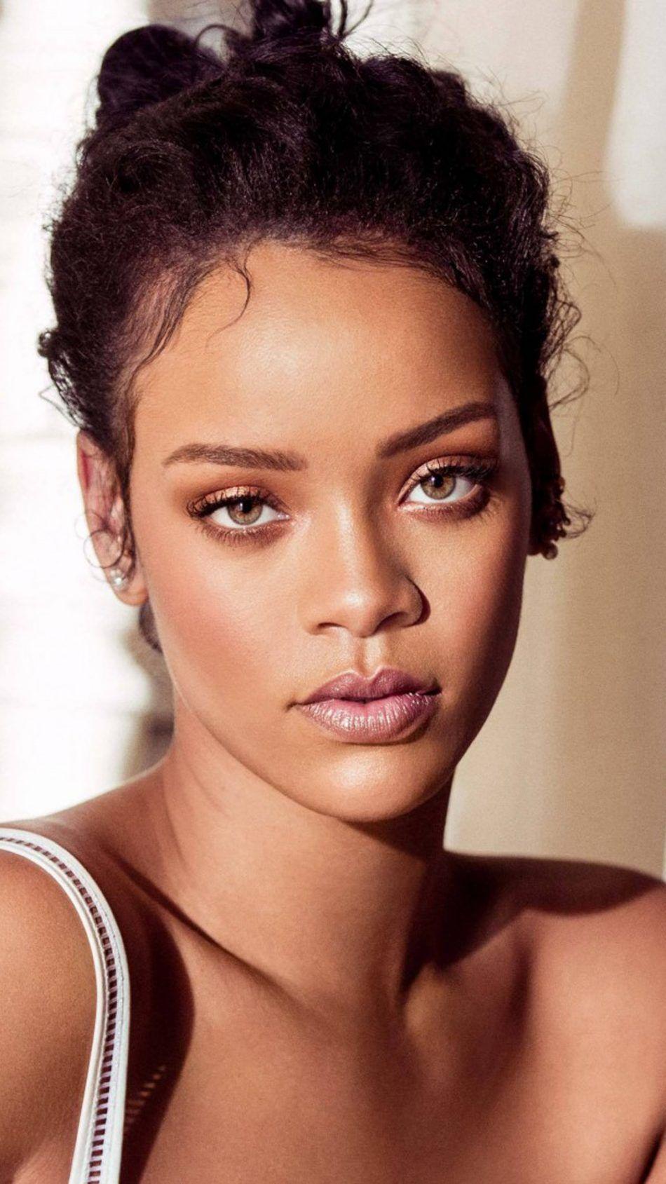 Rihanna Singer 2021 Wallpapers