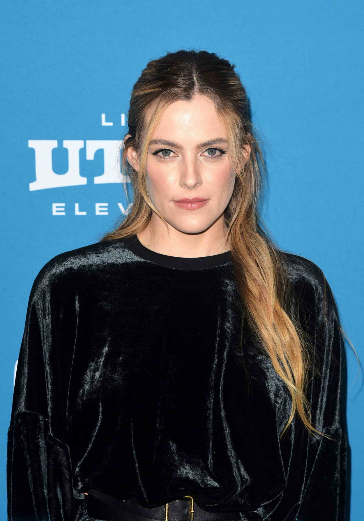 Riley Keough Wallpapers