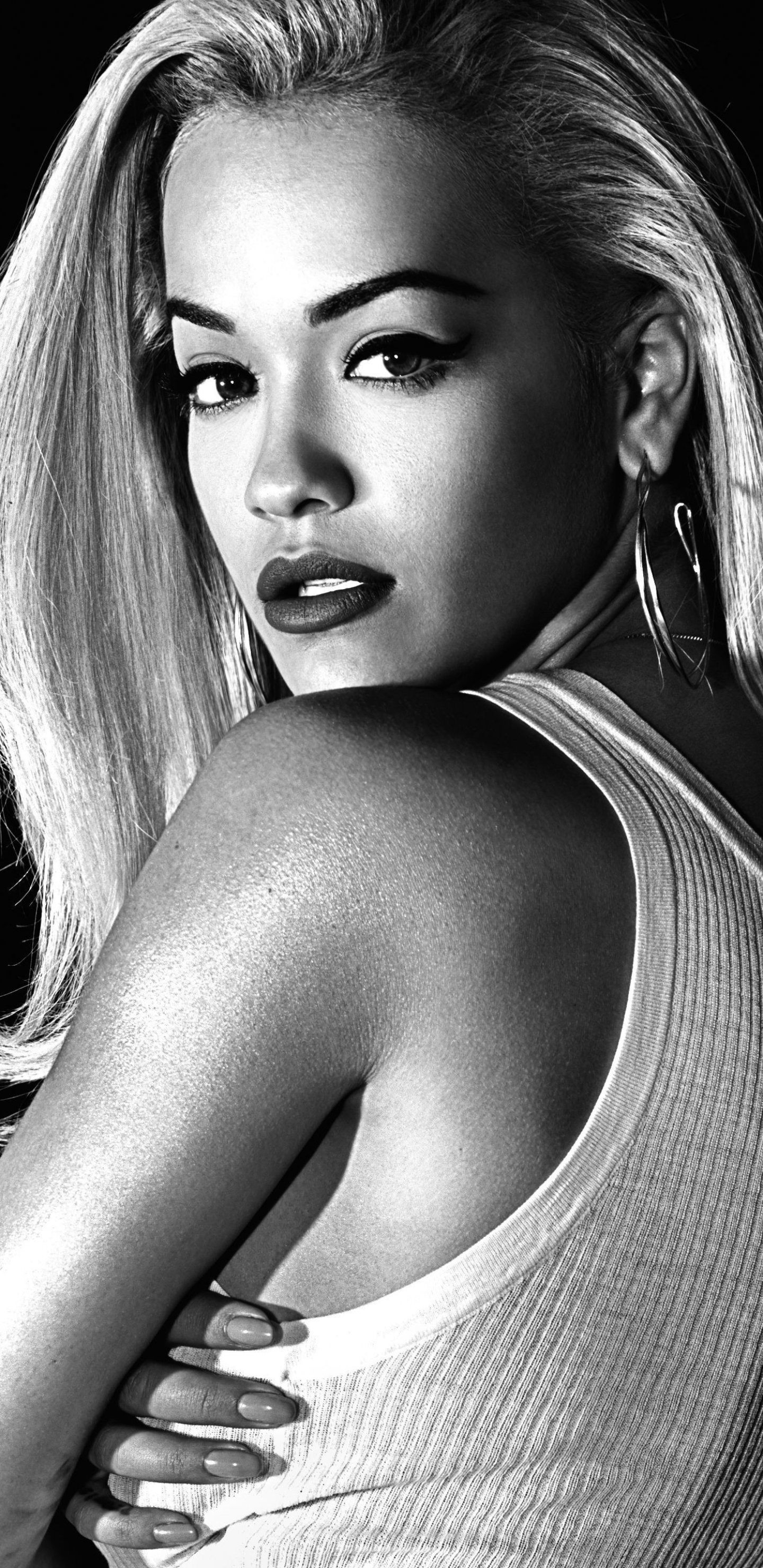 Rita Ora Monochrome Wallpapers