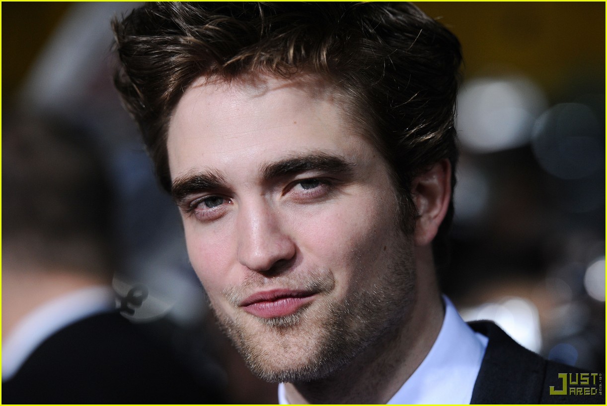 Robert Pattinson Wallpapers