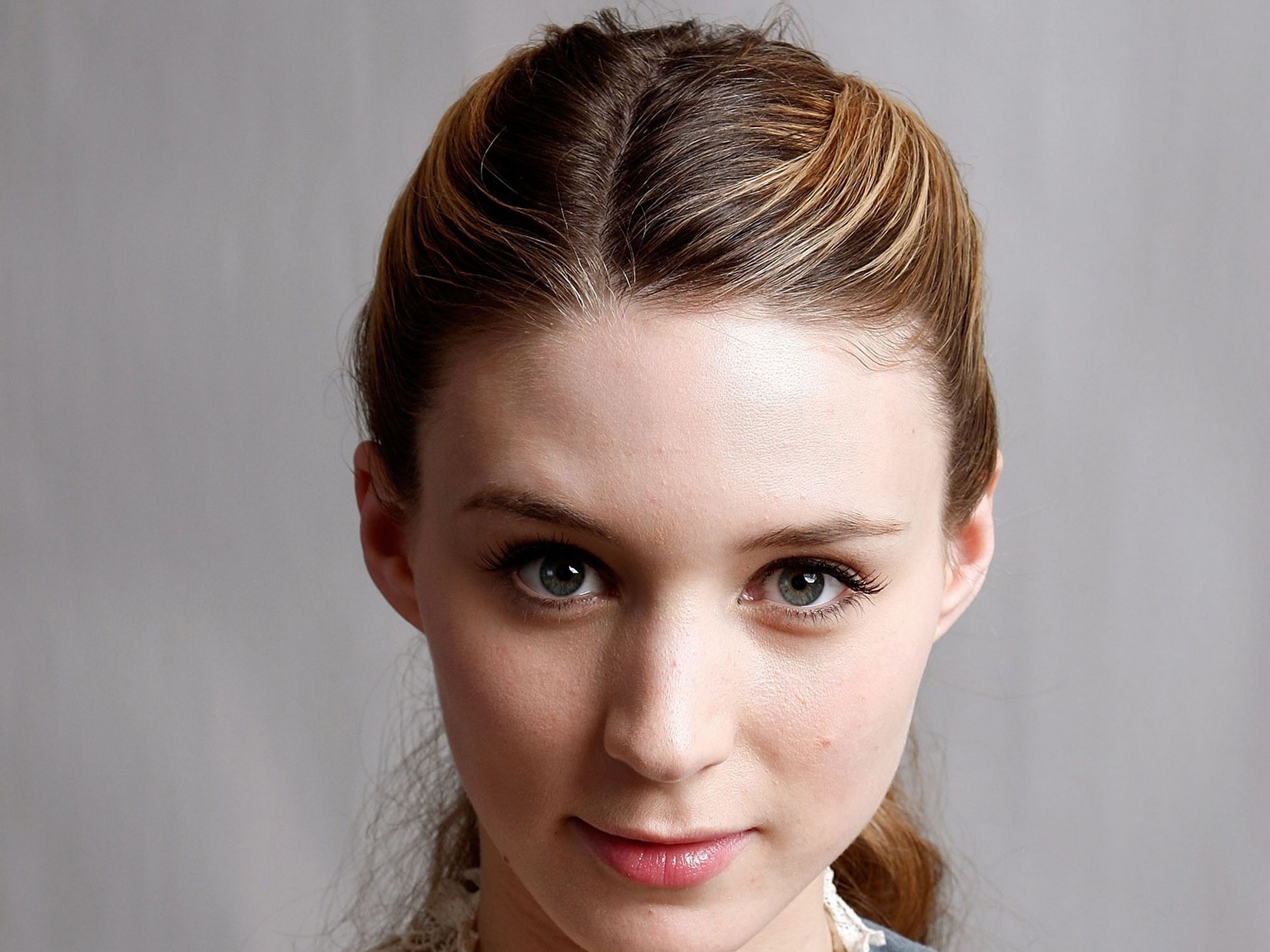 Rooney Mara Cute Smile Wallpapers