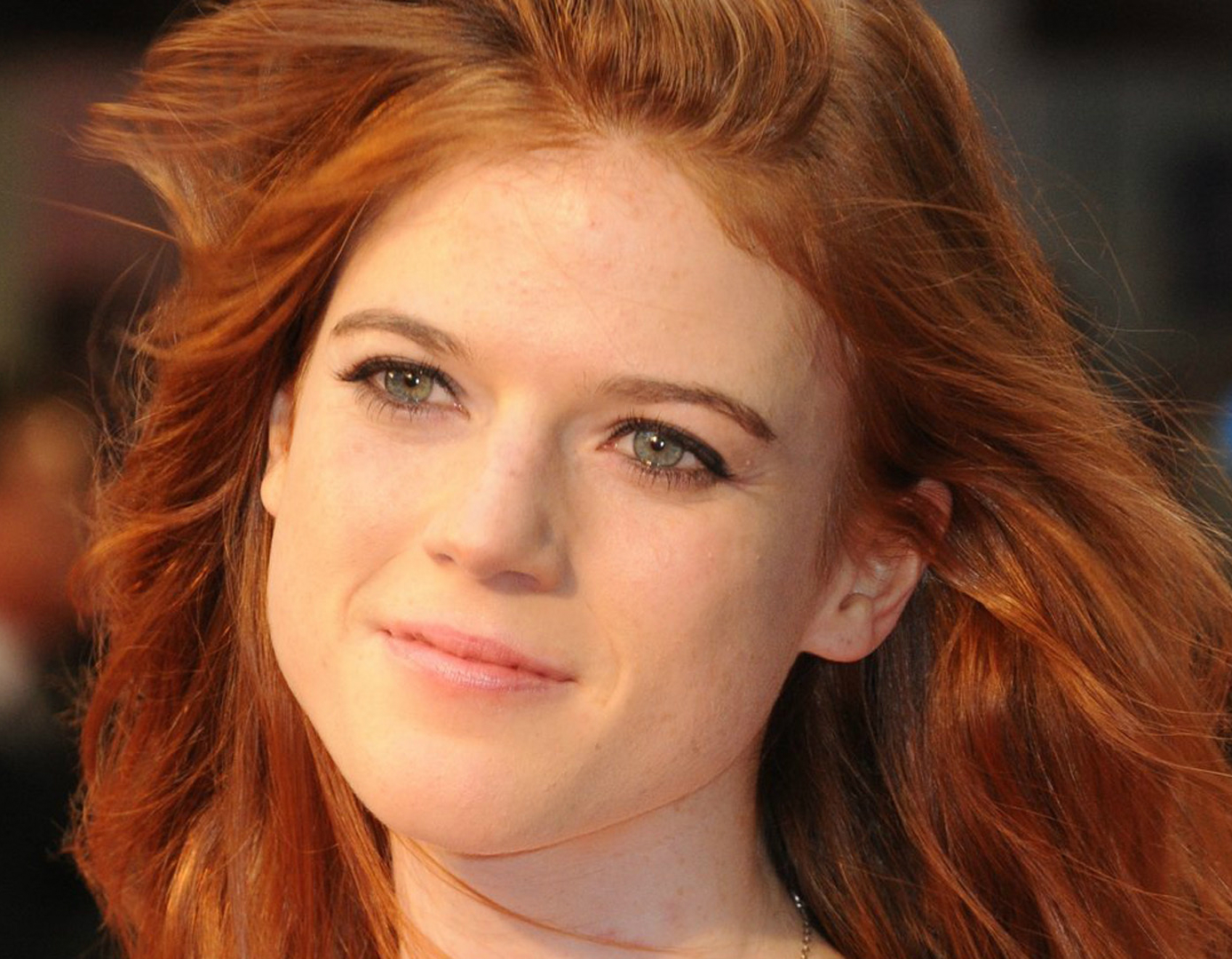 Rose Leslie Face Wallpapers